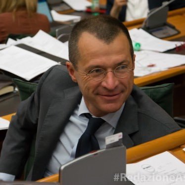 Consentire al lavoratore, in terapia chemioterapica, di non perdere la copertura economica o rischiare il posto di lavoro